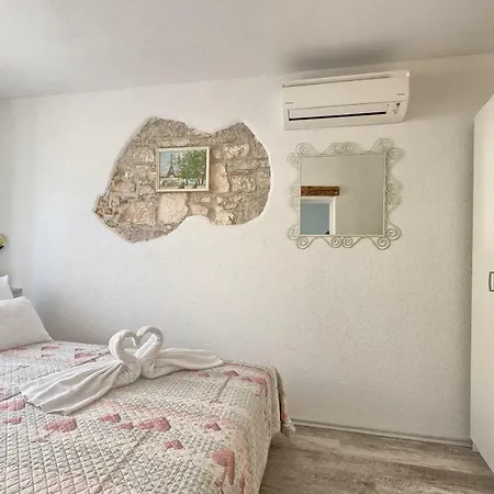 Graciela アパート *