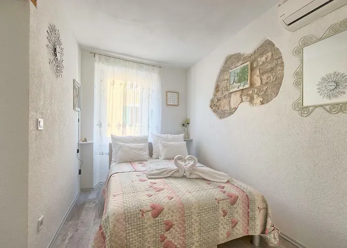 Graciela アパート *